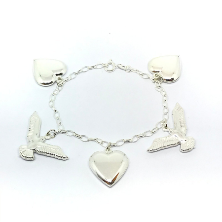 Pulsera con dijes inflados colgantes