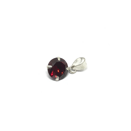 Dije cubic corazon de 8mm engarzado