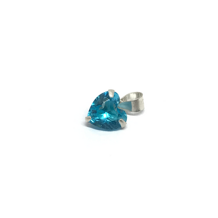 Dije cubic redondo de 8mm engarzado