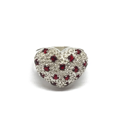 Anillo frutilla con forma de corazon