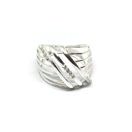 Anillo calado con cubic nuevo