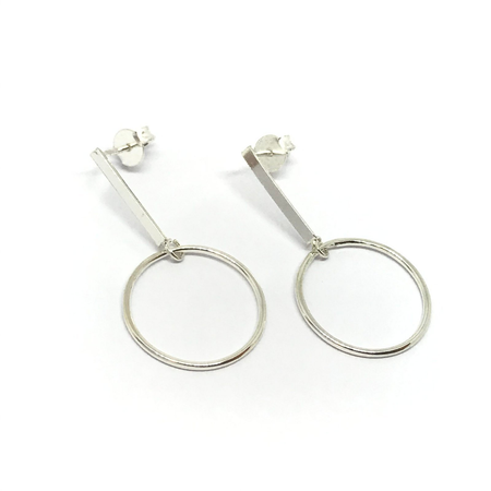 Aros colgantes con circulo calado