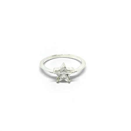 Anillo con cubic estrella