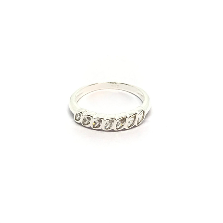 Anillo estilo medio sin fin con semillitas