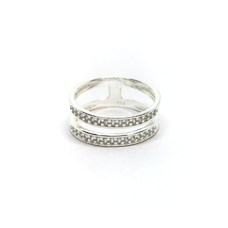 Anillo estilo doble alianza con cubic