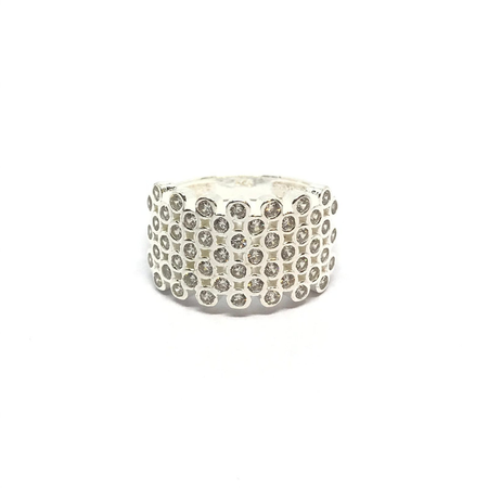 Anillo rectangular lleno de cubic