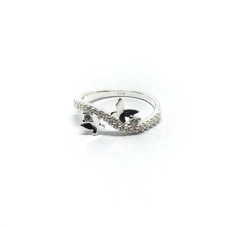 Anillo combinado de mariposas y cubic