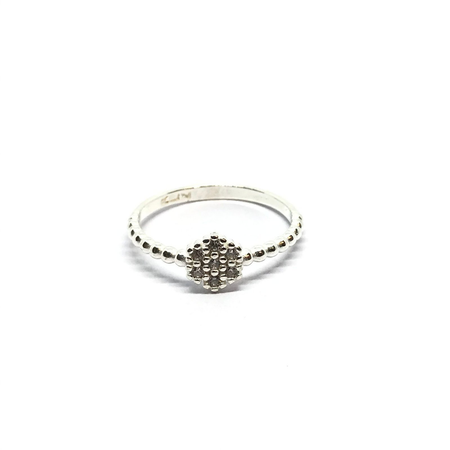 Anillo combinado de bolitas con centro cubic