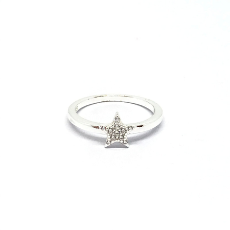 Anillo con cubic y estrella