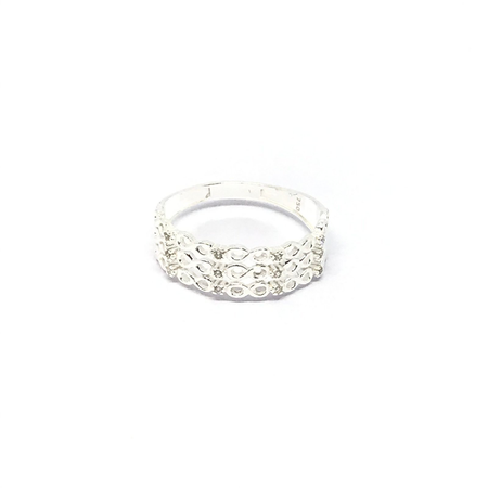 Anillo varios hilos con infinito y cubic