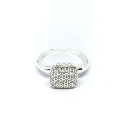 Anillo cuadrado con cubic y altura