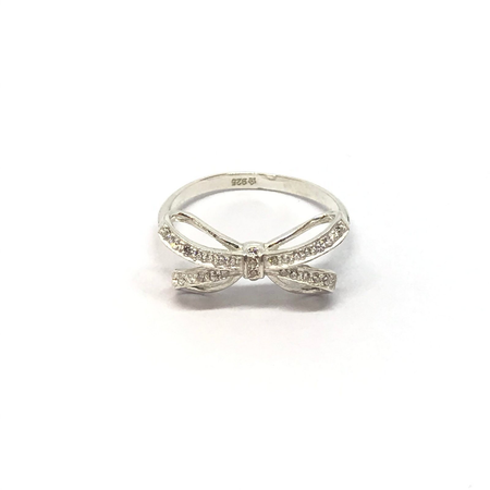 Anillo de moño con cubic