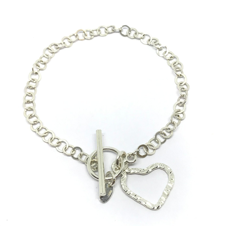 Pulsera con cierre pasante y corazon