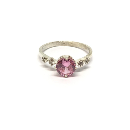 Anillo estilo solitario con cubic en colores varios