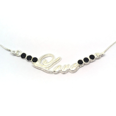 Gargantilla LOVE con cubic