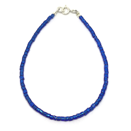 Pulsera con mostacillas en colores varios