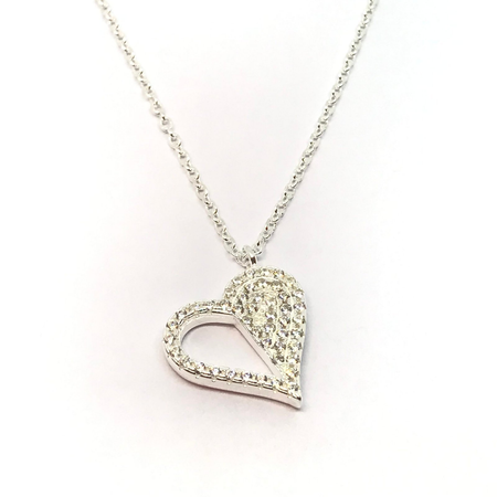 Gargantilla con corazon con cubic