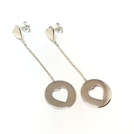 Aros colgantes largos combinados
