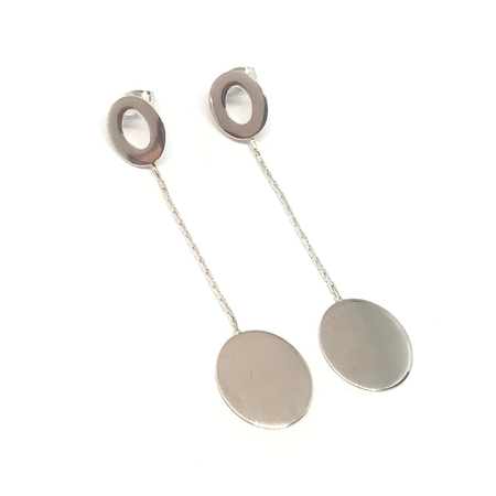 Aros colgantes largos combinados