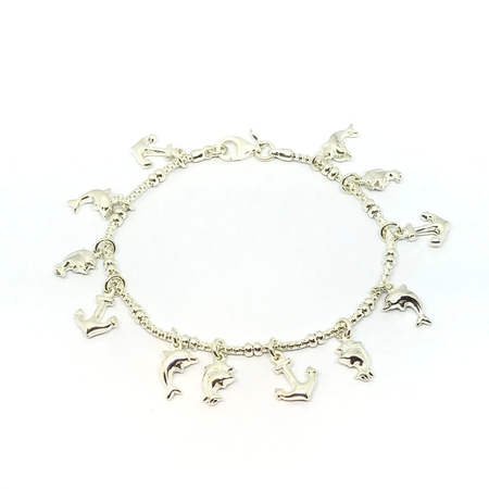 Pulsera con dijes varios colgantes