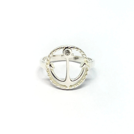 Anillo con ancla y cubic